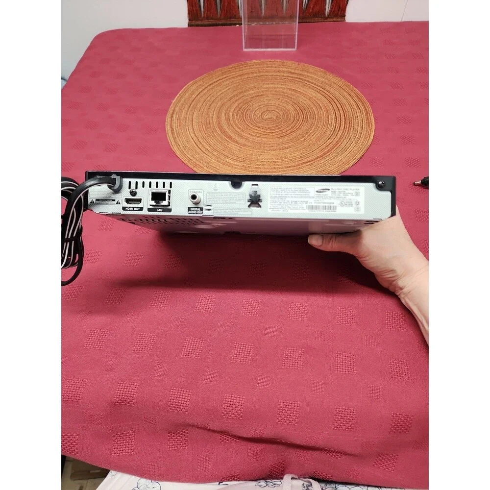 Samsung BD-F5700 Blu Ray DVD Player Media Wifi Streaming HDMI No Remote Working